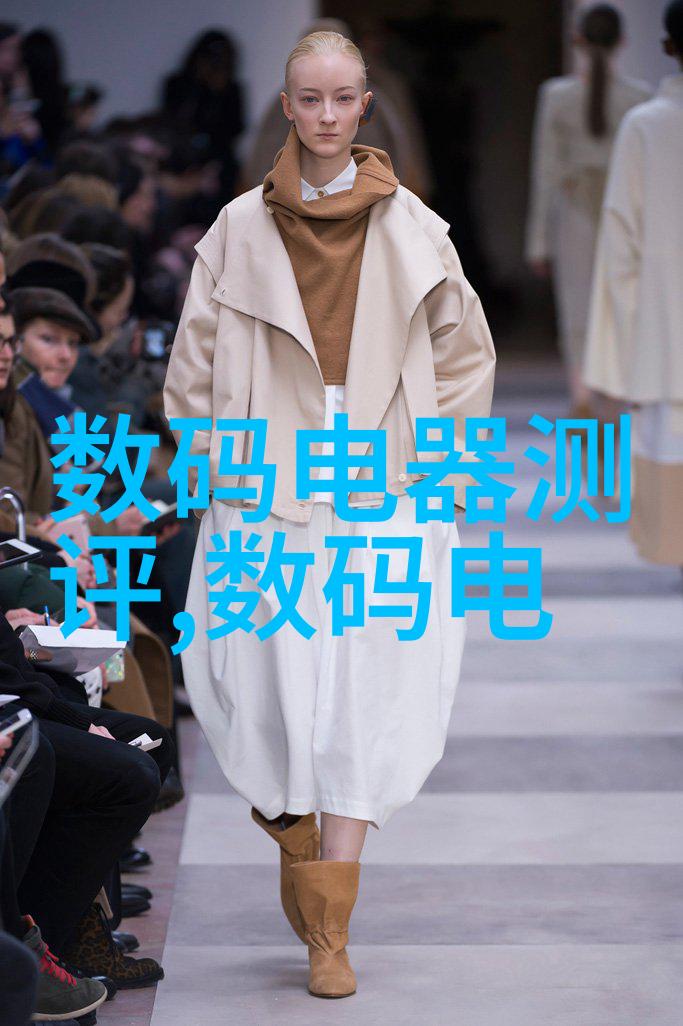 夏日鹿笔温柔引诱的艺术探索