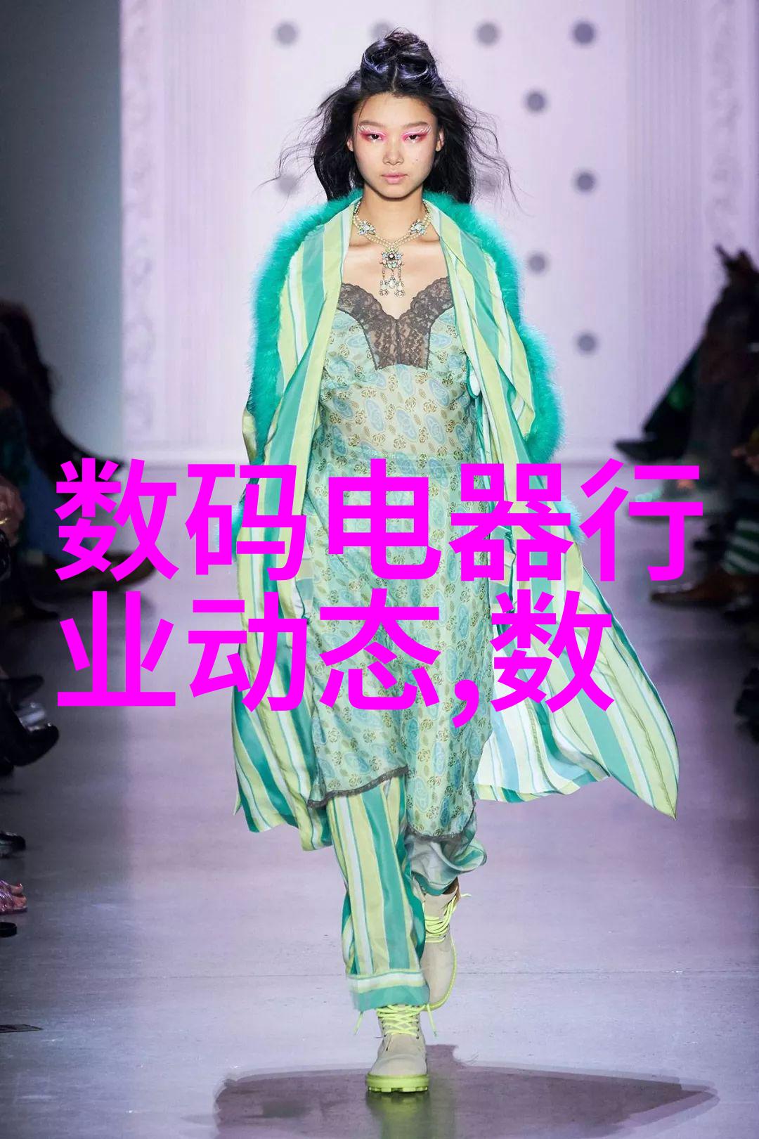 附近不锈钢加工厂金属的火焰与精密的脚步