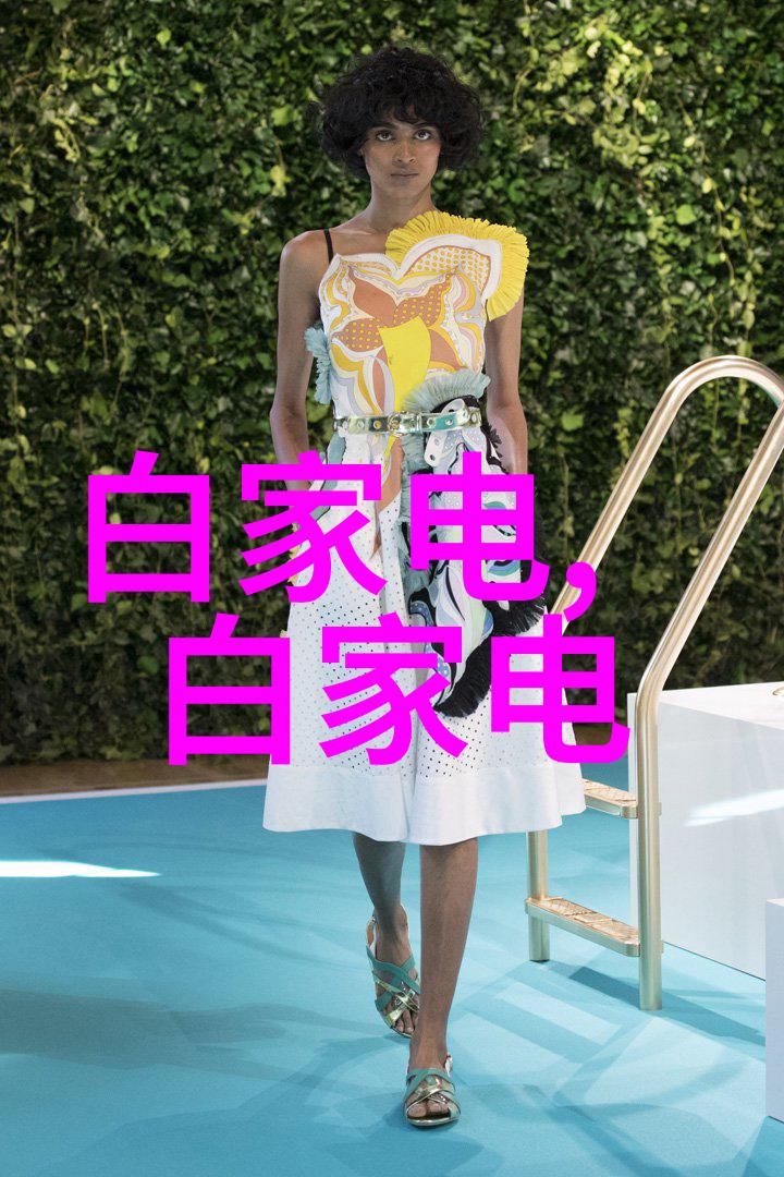 黑白电视机与八十年代文化现象技术革命的视觉面纱